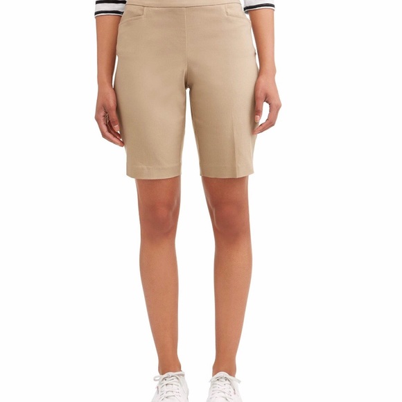 New Women shorts with 2 side pockets size 12/14 - Picture 2 of 7